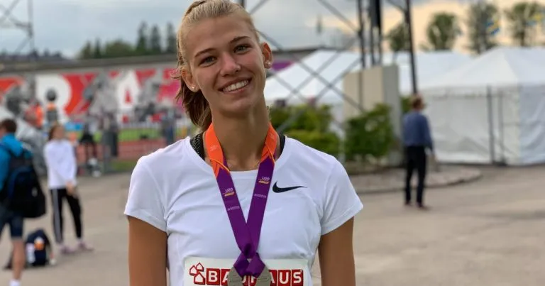 Легкоатлетка Аделина Халикова – чемпионка ЕЮОФ-2019